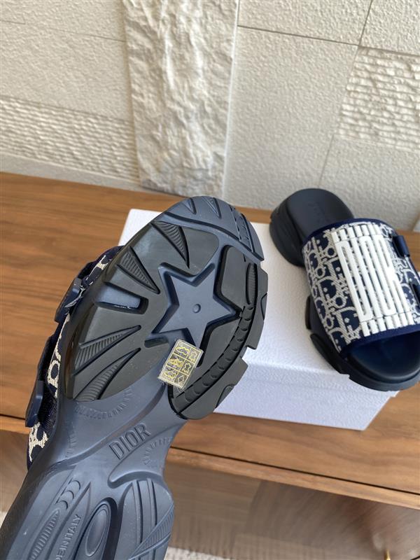 20251128184323106 280